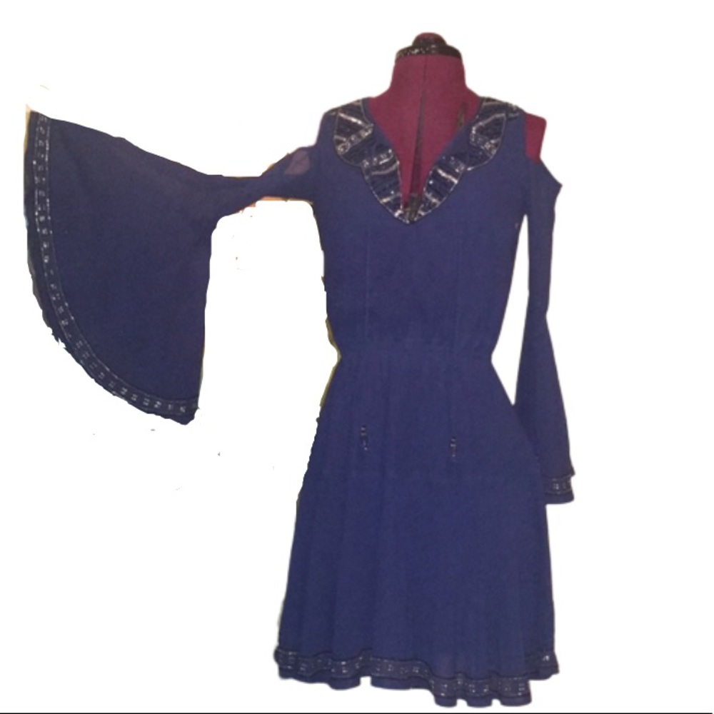 NWOT Boston Proper Cold Shoulder Bell Sleeve Dress